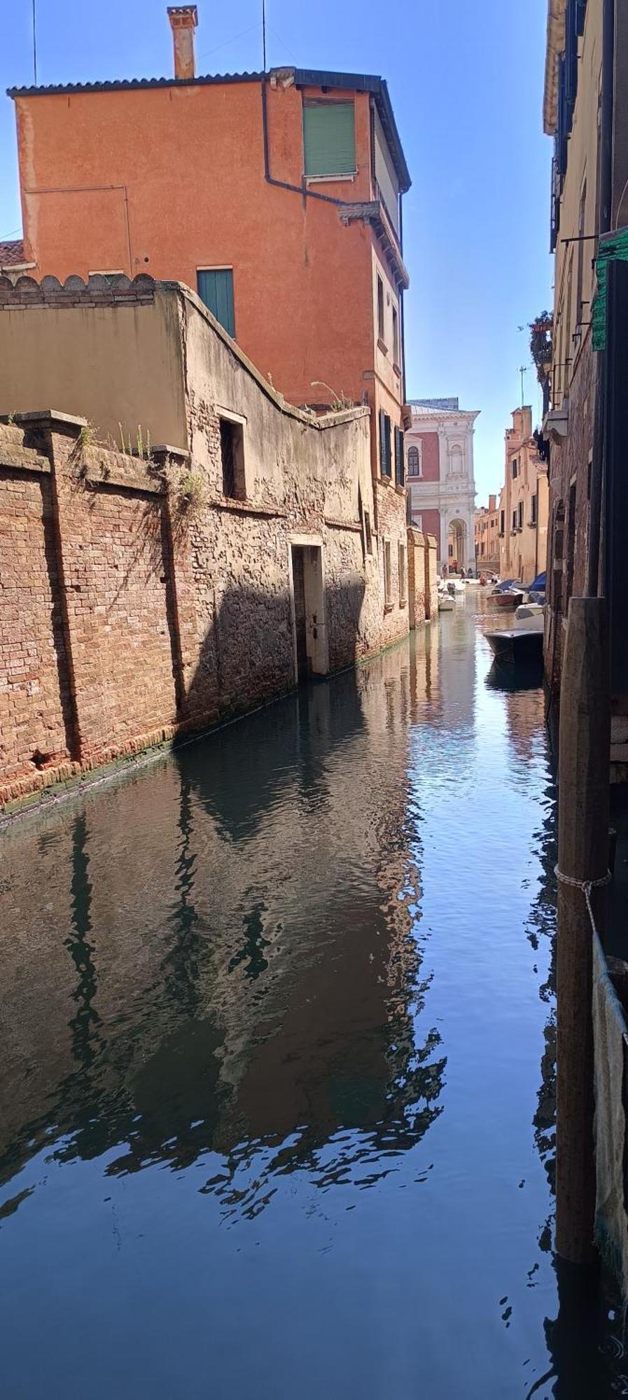 Ca'dei Nonni Canal View * Venice